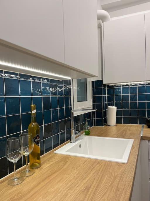 Urban & Modern In Exarcheia: Vibes Appartement